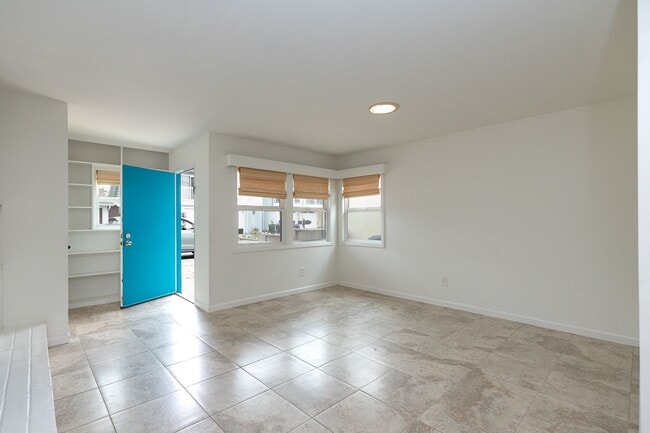 Photo - 3 Bedroom + 2 Bathroom Duplex | Silverstrand | Oxnard | Unfurnished