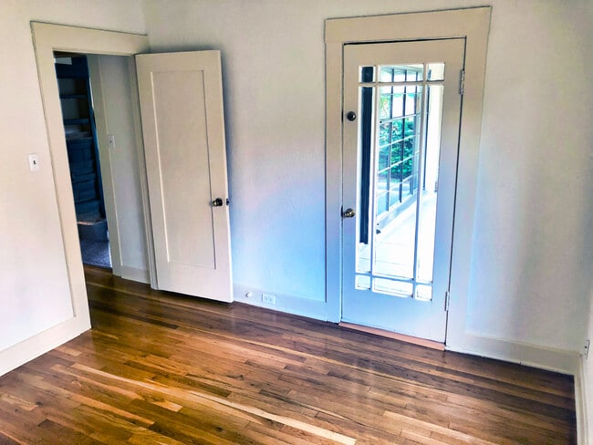Photo - 242 N Wilson Ave