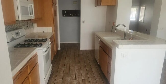 Photo - 15430 Amber Pointe Dr