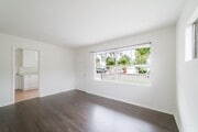 Photo - 1734 Serrano St House