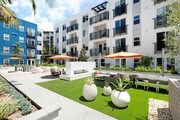 Sunny Retreat - Eleven 10 Apartments