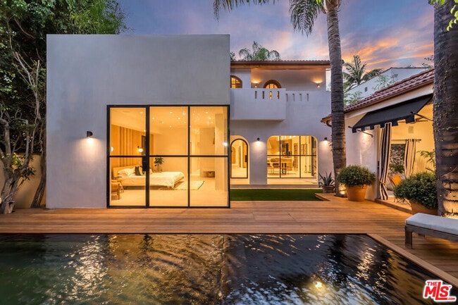 Photo - 918 N La Jolla Ave House