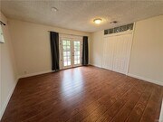 Photo - 17947 Emelita St