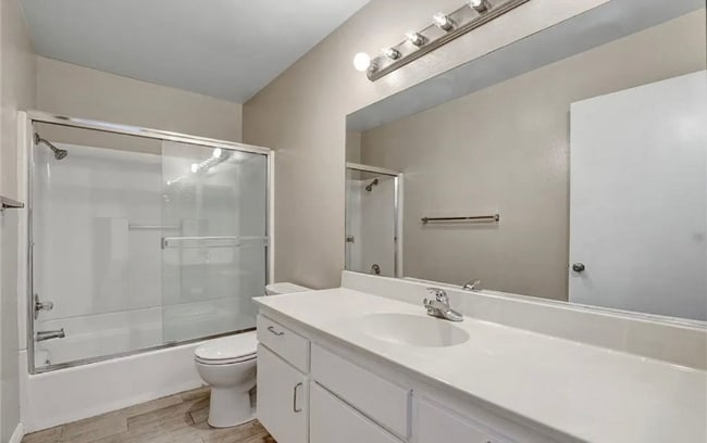 Photo - 3530 Elm Ave Unit 215