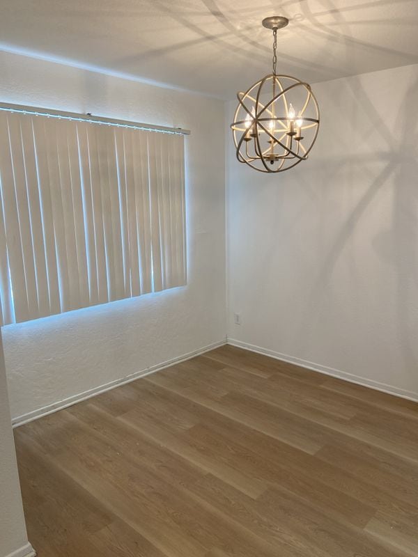 Photo - 10920 Moorpark