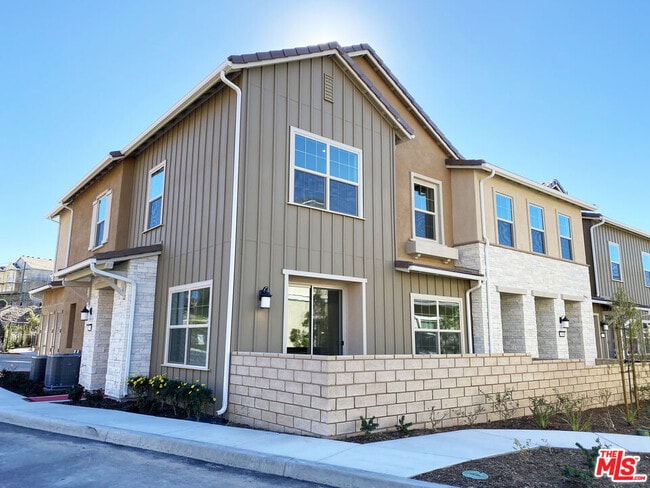 Photo - 22809 Harvest Mill Cir Townhome