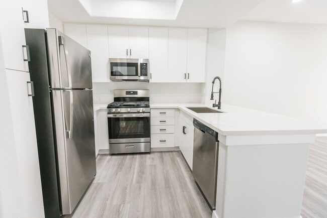 Photo - 2820 Sawtelle Blvd