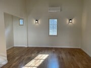 Photo - 1230-1232 N Flores St