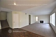 Photo - 44500 Overland Ave House