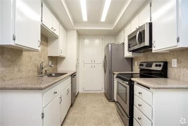 Building Photo - Walk to Dana Point Harbor! Rental