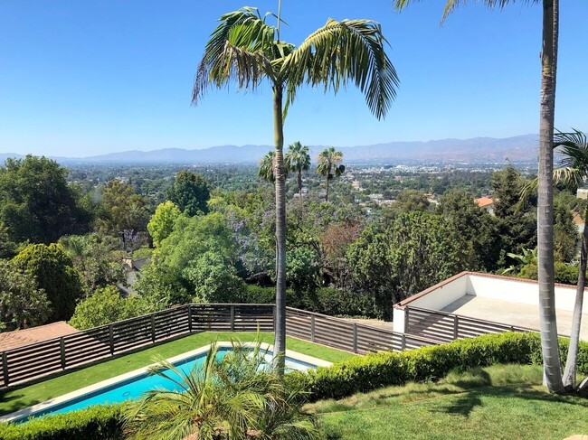 Photo - 11420 Decente Ct
