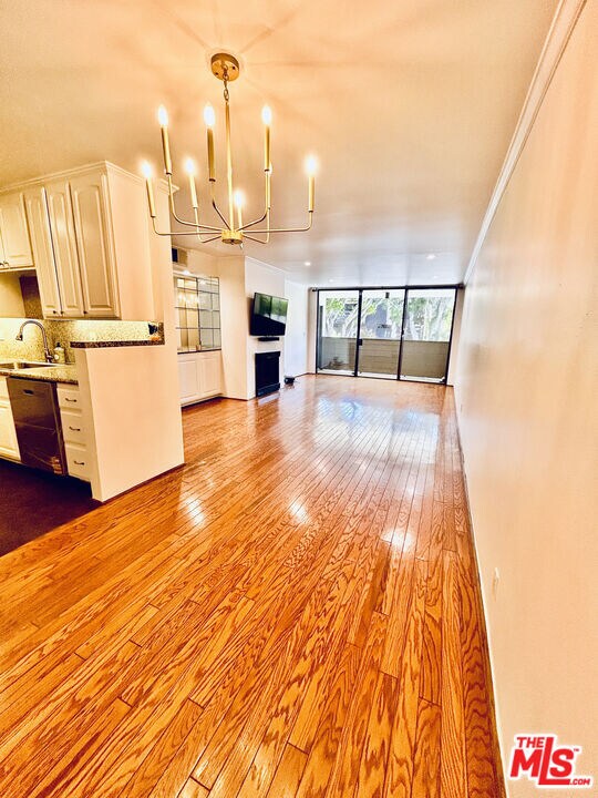 Photo - 911 Kings Rd Unit 102