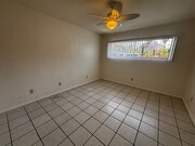 Photo - 735 Genevieve St Unit B