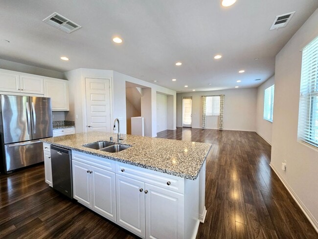 Photo - Tri-level Townhome in Prime Fullerton Location!
