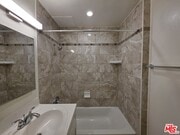 Photo - 2400 Vanderbilt Ln Unit 2400D