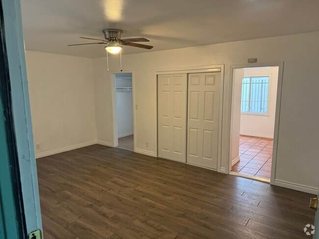 Building Photo - 749 S Berendo St Rental