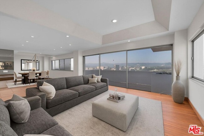 Building Photo - 10701 Wilshire Blvd Unit 2101