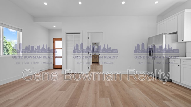 Building Photo - 2411 Fleetwood St