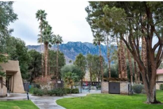 Building Photo - Lovely 1BR condo with Mountain View - Pool, Spa & Tennis