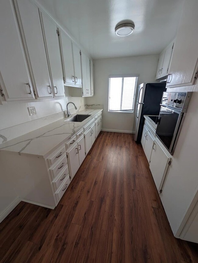 Building Photo - 520 Hayworth Ave Rental