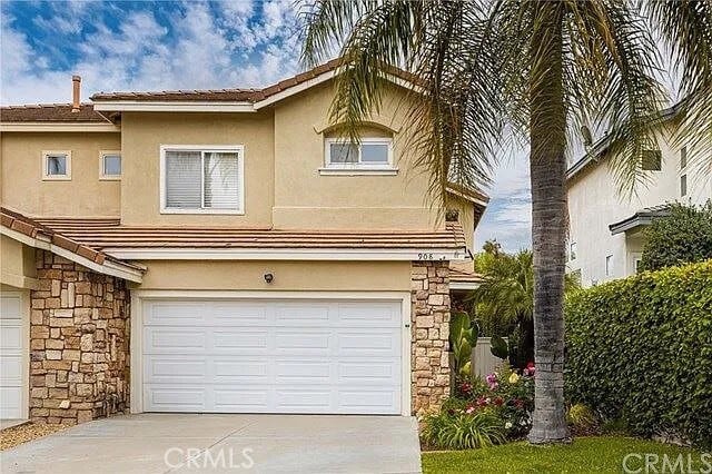 Photo - 908 S Lone Pine Ln House
