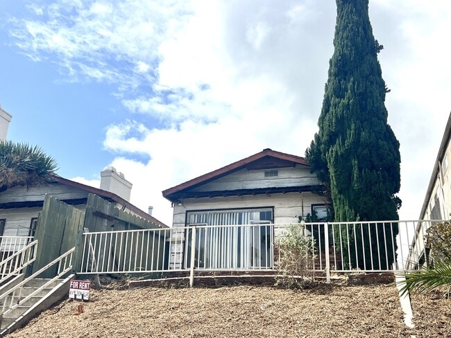 Photo - 2160 Grand Ave