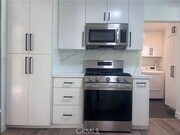 Photo - 22315 Kittridge St