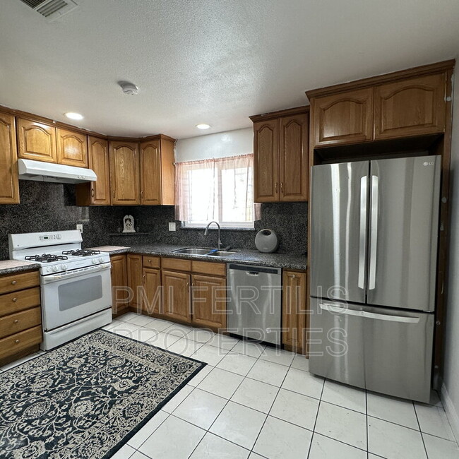 Photo - 13341 Benton St