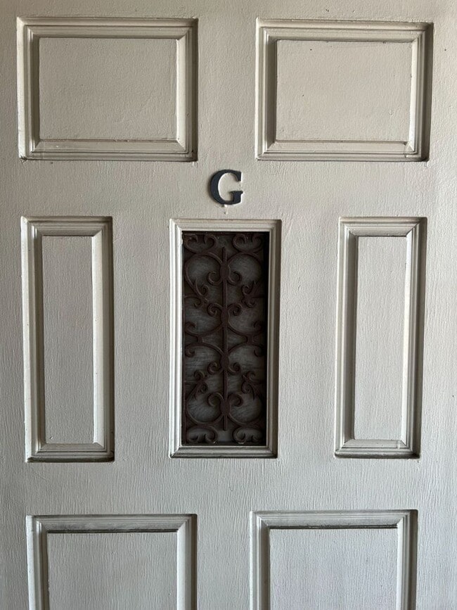 Photo - Bright and airy second floor studio, 1 bathroom apartment Unit 405 #G