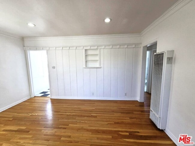 Photo - 10360 1/2 Ashton Ave