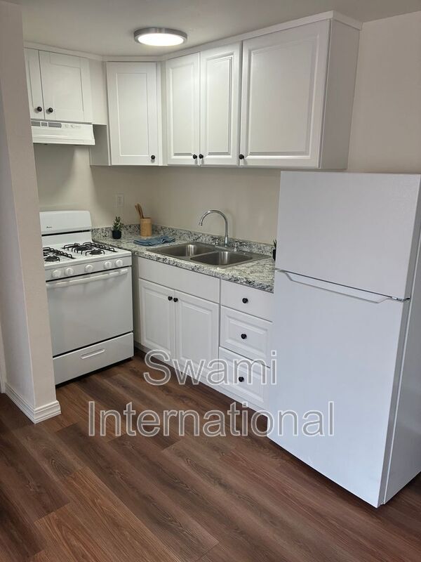 Photo - 1709 Marine Ave Unit 1