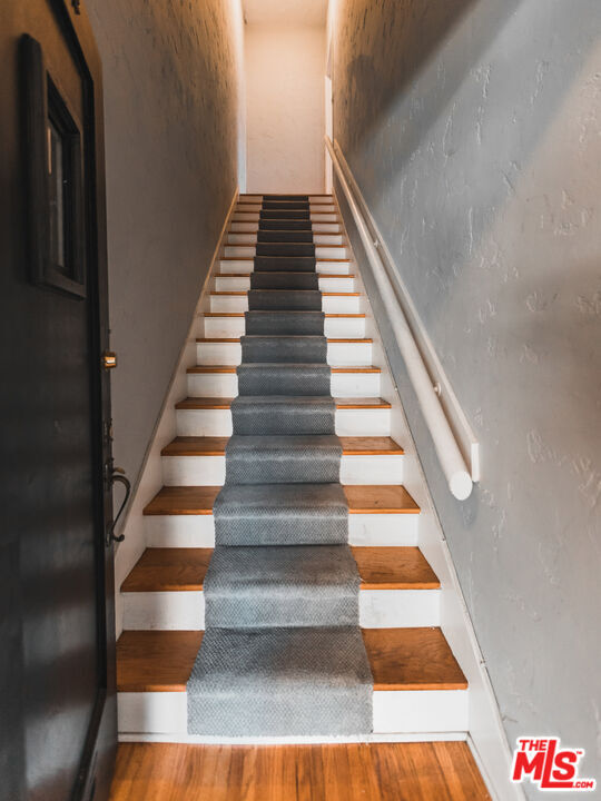 Photo - 817 Westmount Dr Unit 819.5