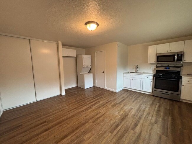 Photo - 5890 Antonia Pl Unit 3