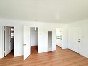 Photo - 230-232 Rennie Avenue Unit 232