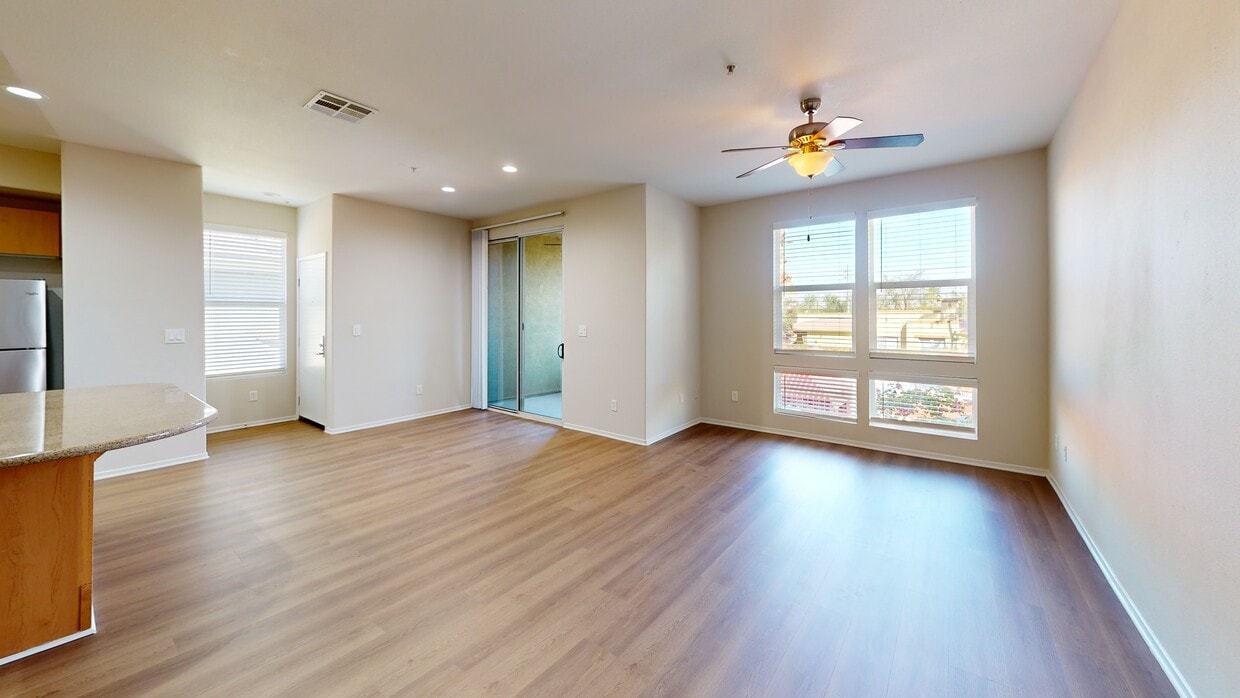 3D Tour - Villaggio at La Quinta