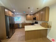Photo - 6542 Zelzah Ave