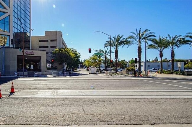 Photo - 600 W 3rd St Unit A312
