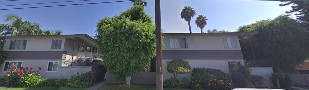 Photo - 1330 W Valencia Dr Apartments Unit B