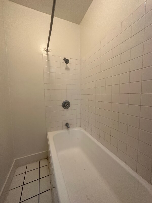 Photo - 1825 Ivar Ave