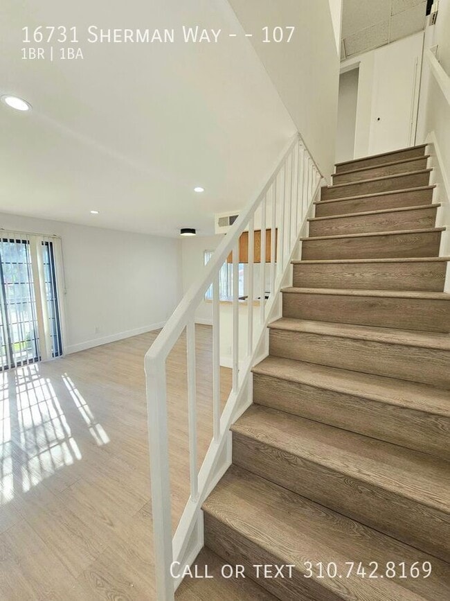Photo - 16731 Sherman Way Unit 107