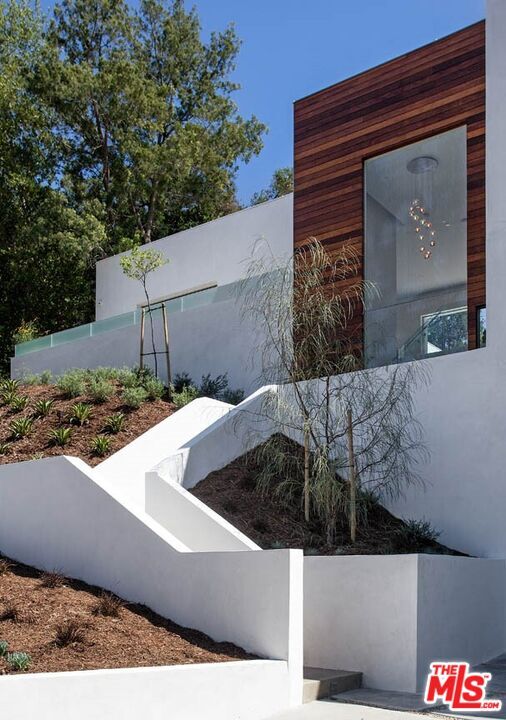 Photo - 3542 Knobhill Dr