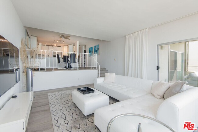 Photo - 18063 W Coastline Dr Unit 3