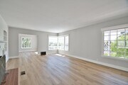 Photo - 2 Bed 1 Bath Home in Manhattan Beach Hill ...