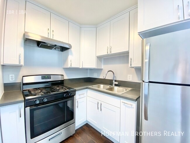 Photo - 1911 W 2nd St Unit 24