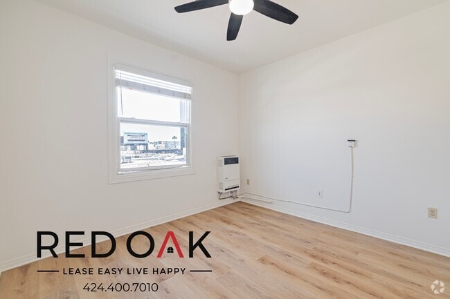 Building Photo - 1509 Wilcox Ave Unit 310 Rental