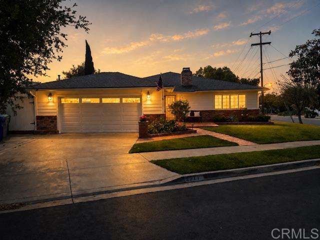 Building Photo - 2511 Meadow Lark Dr