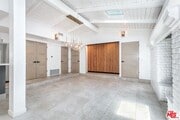 Photo - 16733 Oak View Dr