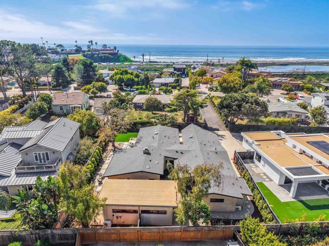 Photo - 806 Seabright Ln