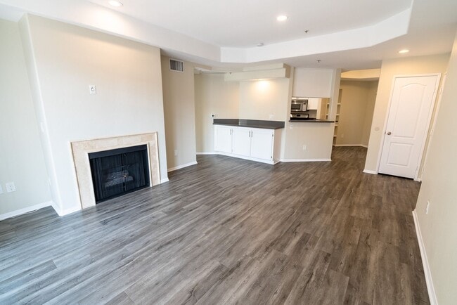 Photo - 114 North Doheny Drive