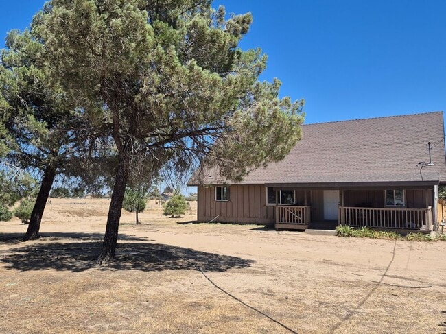 Building Photo - 6906 Phelan Rd